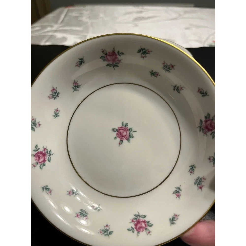 Royal Jackson Ramblin’ Rose Berry Custard Fruit Bowl Fine Bone China 9pc